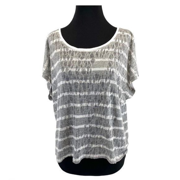 Forever 21 grey and white pointelle knit -M - Picture 3 of 11